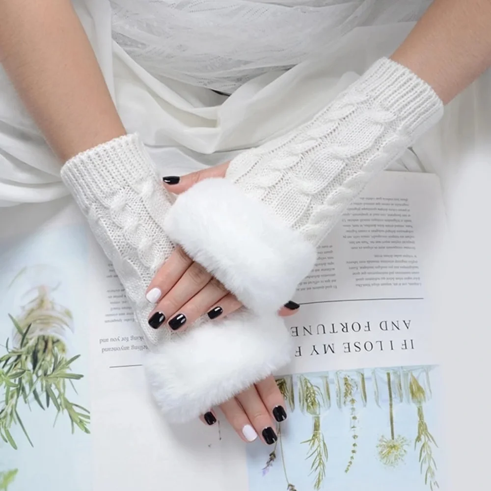 White Cable Knit Faux Fur Trim Fingerless Gloves - Women
